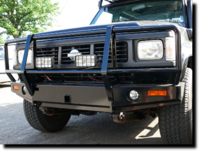 Pedn pevnostn nraznk na Nissan Patrol expedin prava